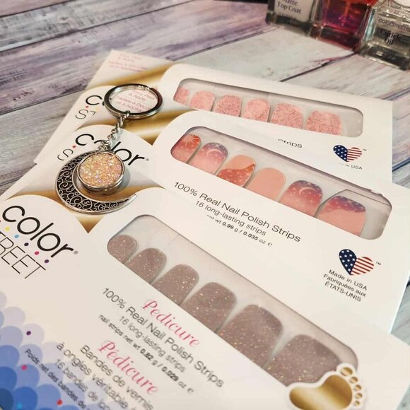 Retired Color Street- Mani Pedi bundle - Picture 1 of 8